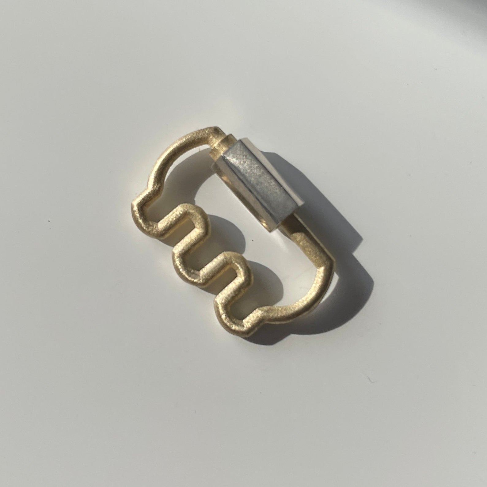 Gold Connector