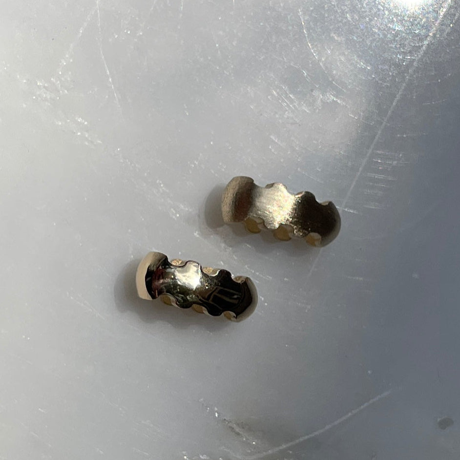 Gold Wavy beads