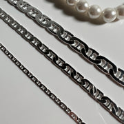 Medium Flat Anchor Chain Bracelet